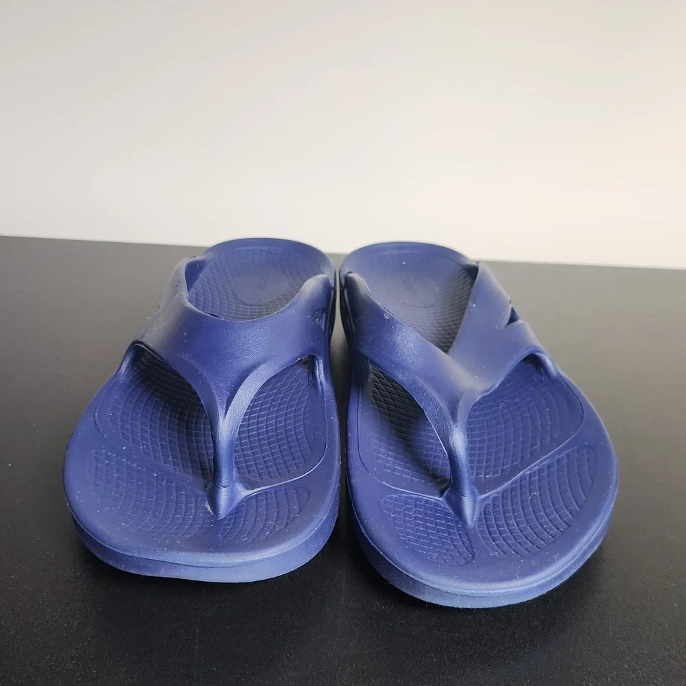 OOFOS Original Recovery Sandals Mens 8 Womens 11 Blue Flip Flop Thong Shoes